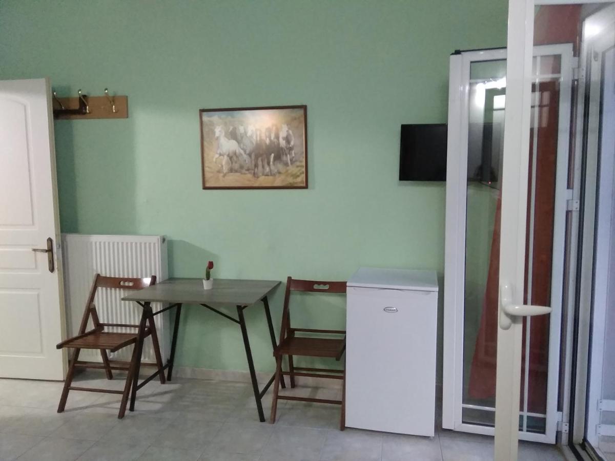 Valta'S Room 3 Palairos Екстер'єр фото