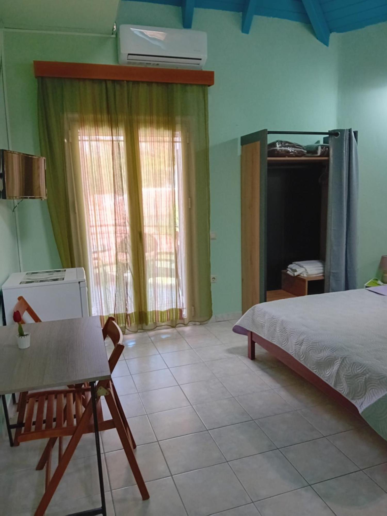 Valta'S Room 3 Palairos Екстер'єр фото